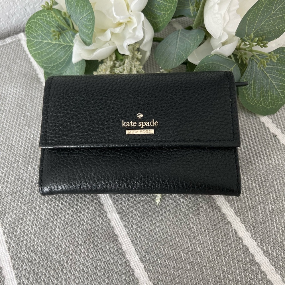 Black ♠️ Kate Spade wallet